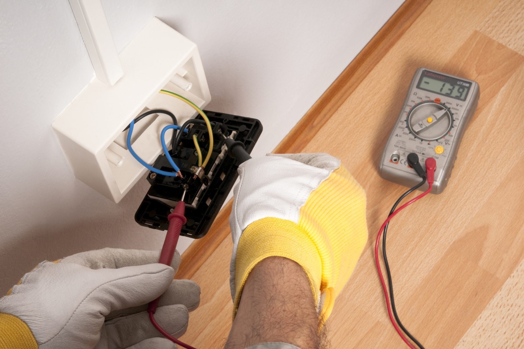 Electrician Staines-upon-Thames gallery work